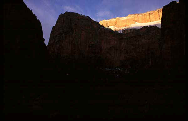 zion.jpg (15264 bytes)