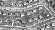 house2.jpg (46040 bytes)