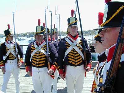 marines.jpg (34366 bytes)